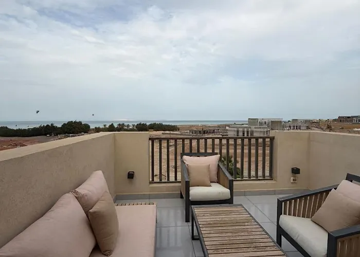 Fanadir 3-bedroom Penthouse Gouna, Private Pool شقة *