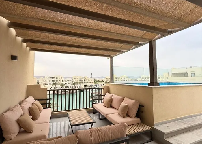 Fanadir 3-bedroom Penthouse Gouna, Private Pool شقة