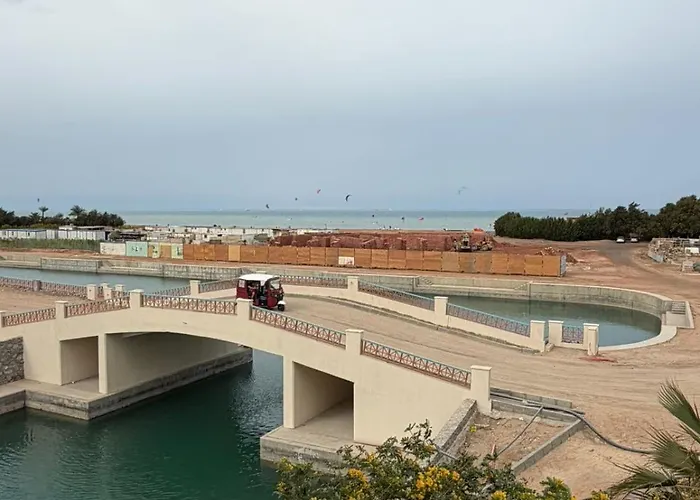 Fanadir 3-bedroom Penthouse Gouna, Private Pool شقة *