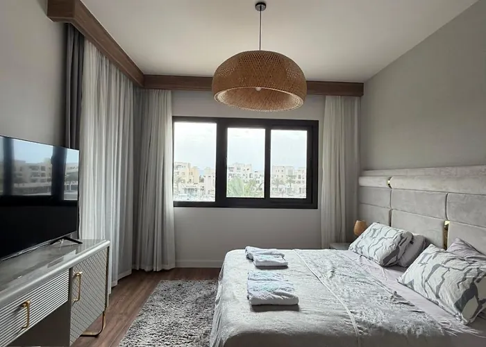 Fanadir 3-bedroom Penthouse Gouna, Private Pool شقة *