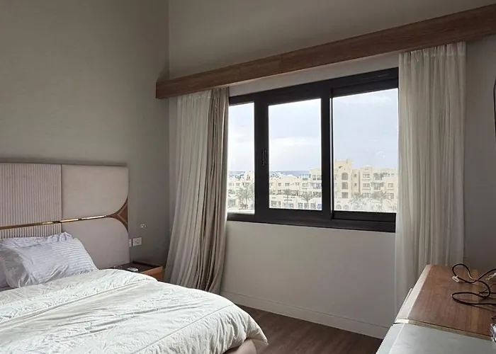 Fanadir 3-bedroom Penthouse Gouna, Private Pool *