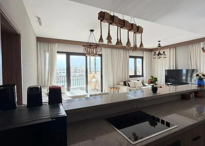 شقة Fanadir 3-bedroom Penthouse Gouna, Private Pool