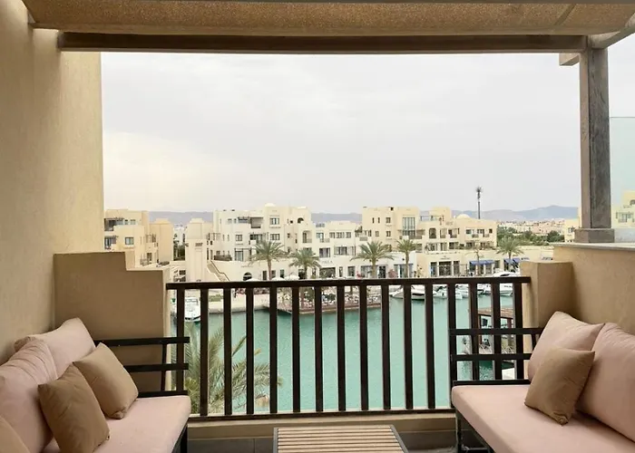 Fanadir 3-bedroom Penthouse Gouna, Private Pool شقة الغردقة