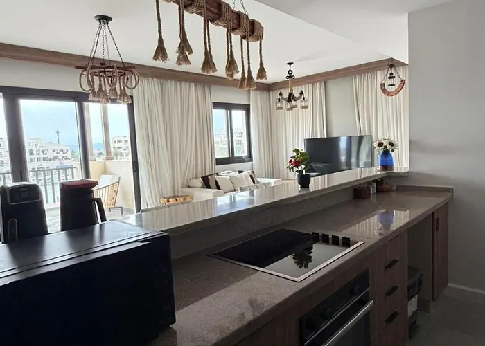 Fanadir 3-bedroom Penthouse Gouna, Private Pool شقة *